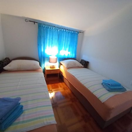 Apartmani Ivana Senj Senj  Phòng bức ảnh