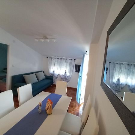 Apartmani Ivana Senj Senj  Phòng bức ảnh