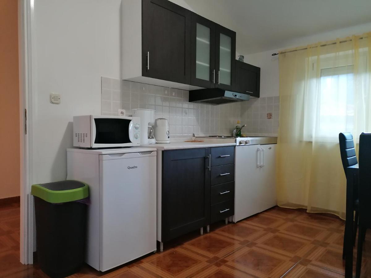 Apartmani Ivana Senj Senj  Ngoại thất bức ảnh